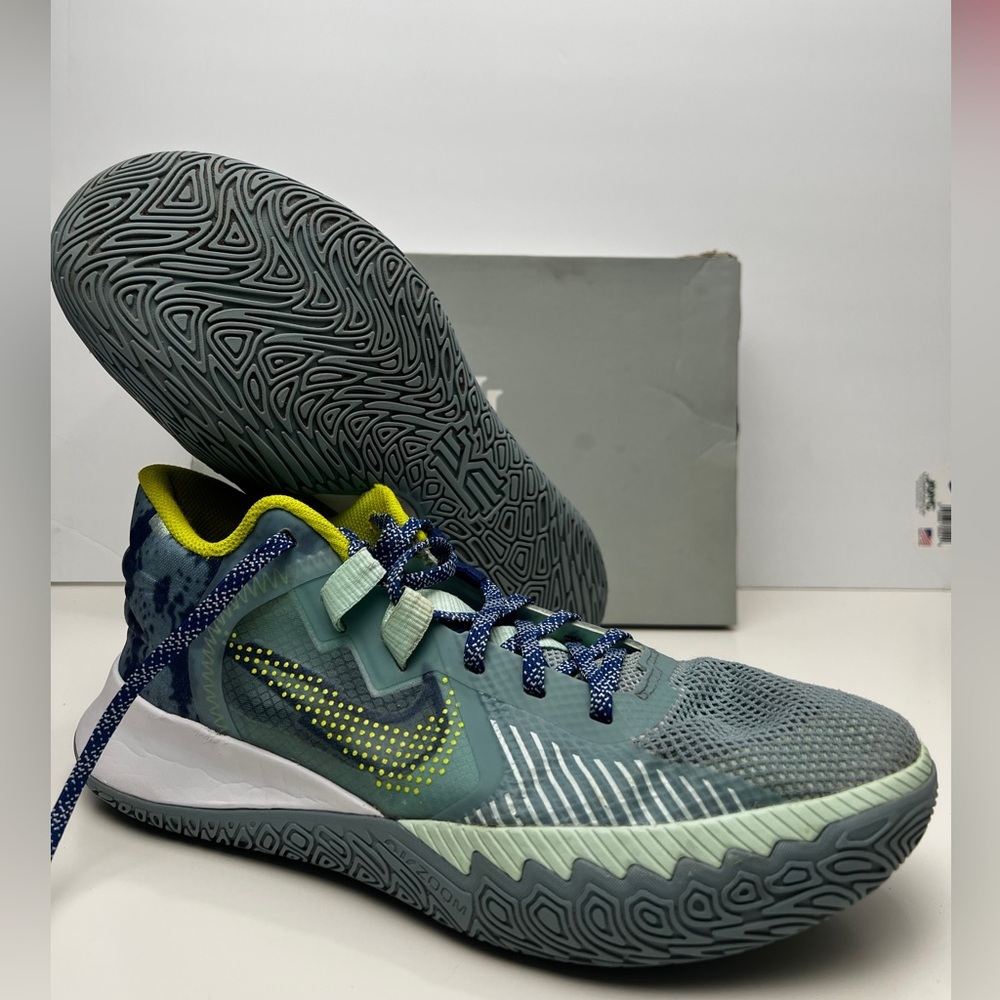 Nike Kyrie Flytrap 5 Ocean Cube- 10.5 - Picture 5 of 6